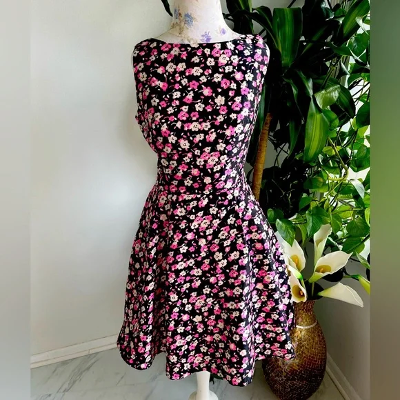 Dress floral - Picture 2 of 6